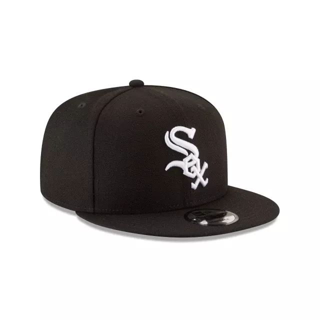 CHICAGO WHITE SOX NEW ERA BASIC COLLECTION SNAPBACK 9FIFTY-BLACK AND WHITE