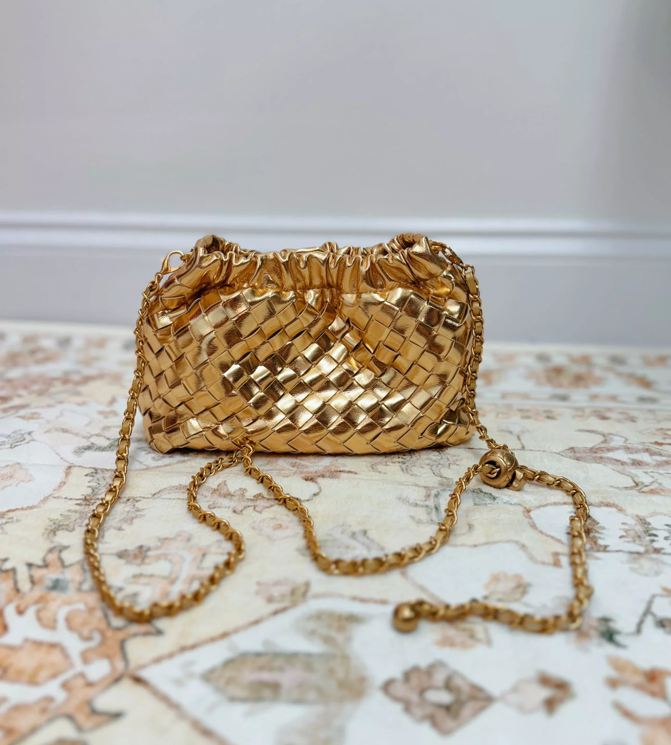 Magnolia Woven Leather Chain Crossbody - Gold