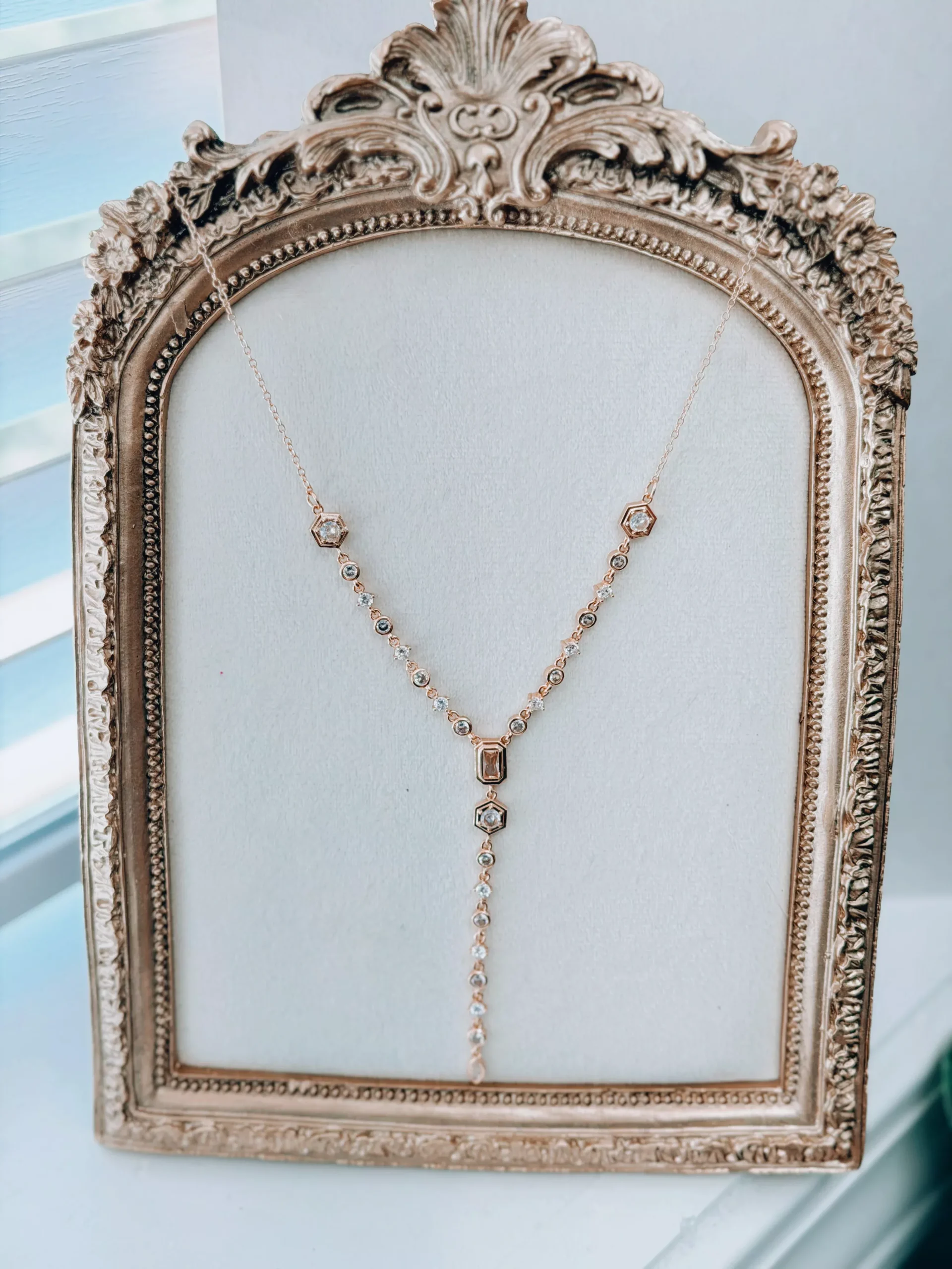 Zuri Drop Fashion Necklace